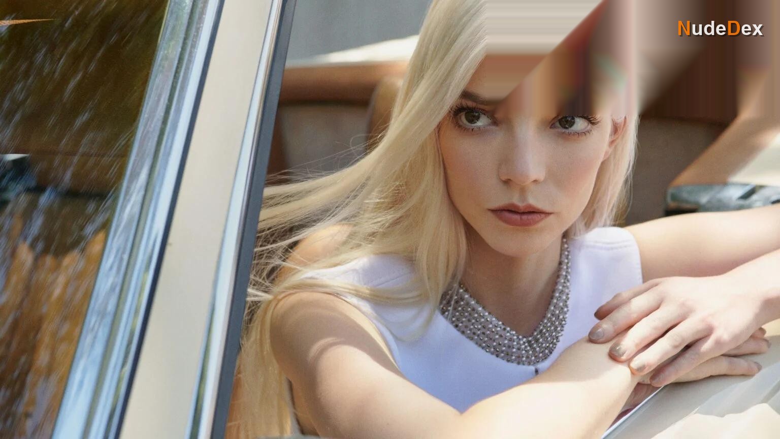Anya Taylor-joy in Elle Magazine, photo 15