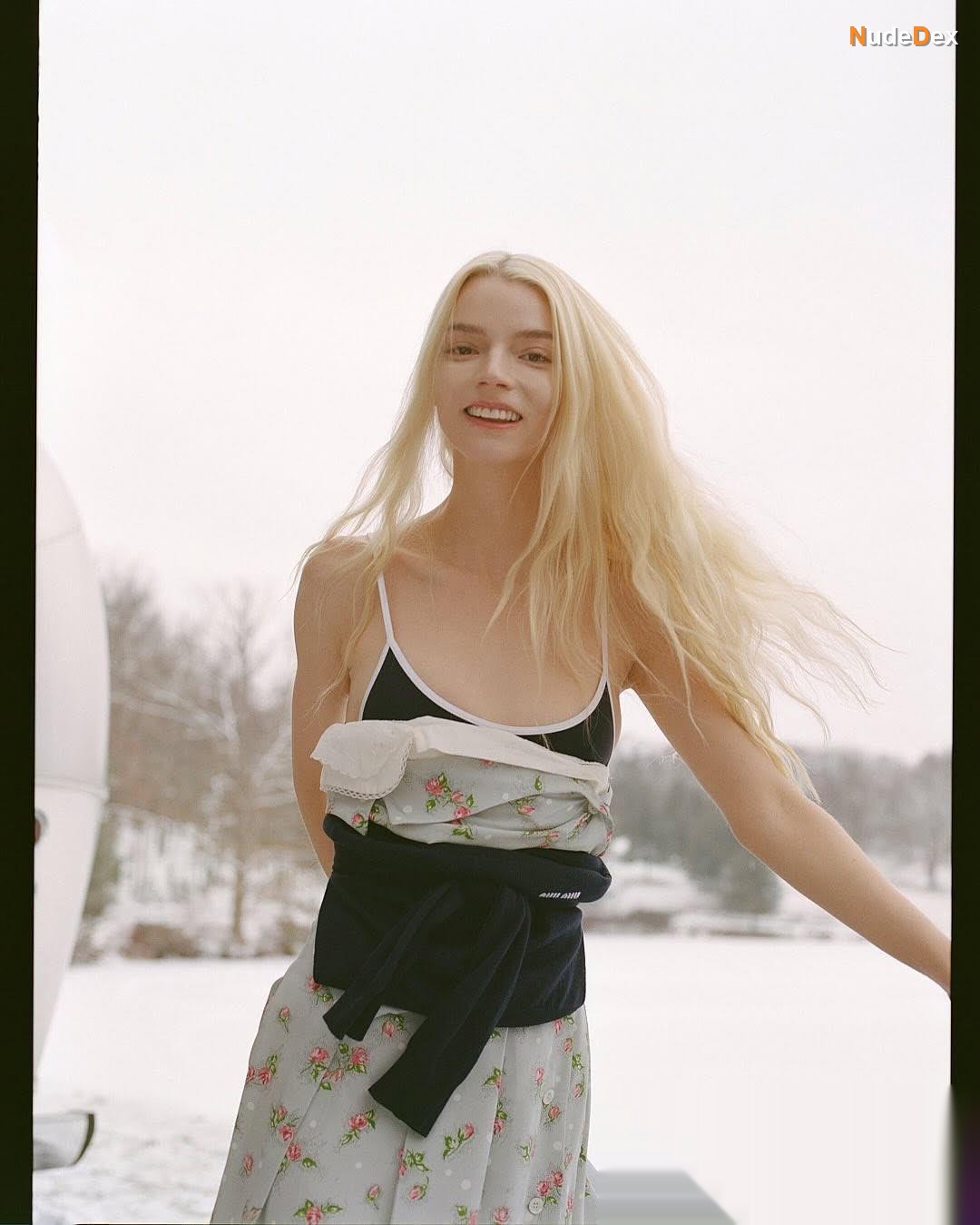 Anya Taylor-joy in Elle Magazine, photo 26