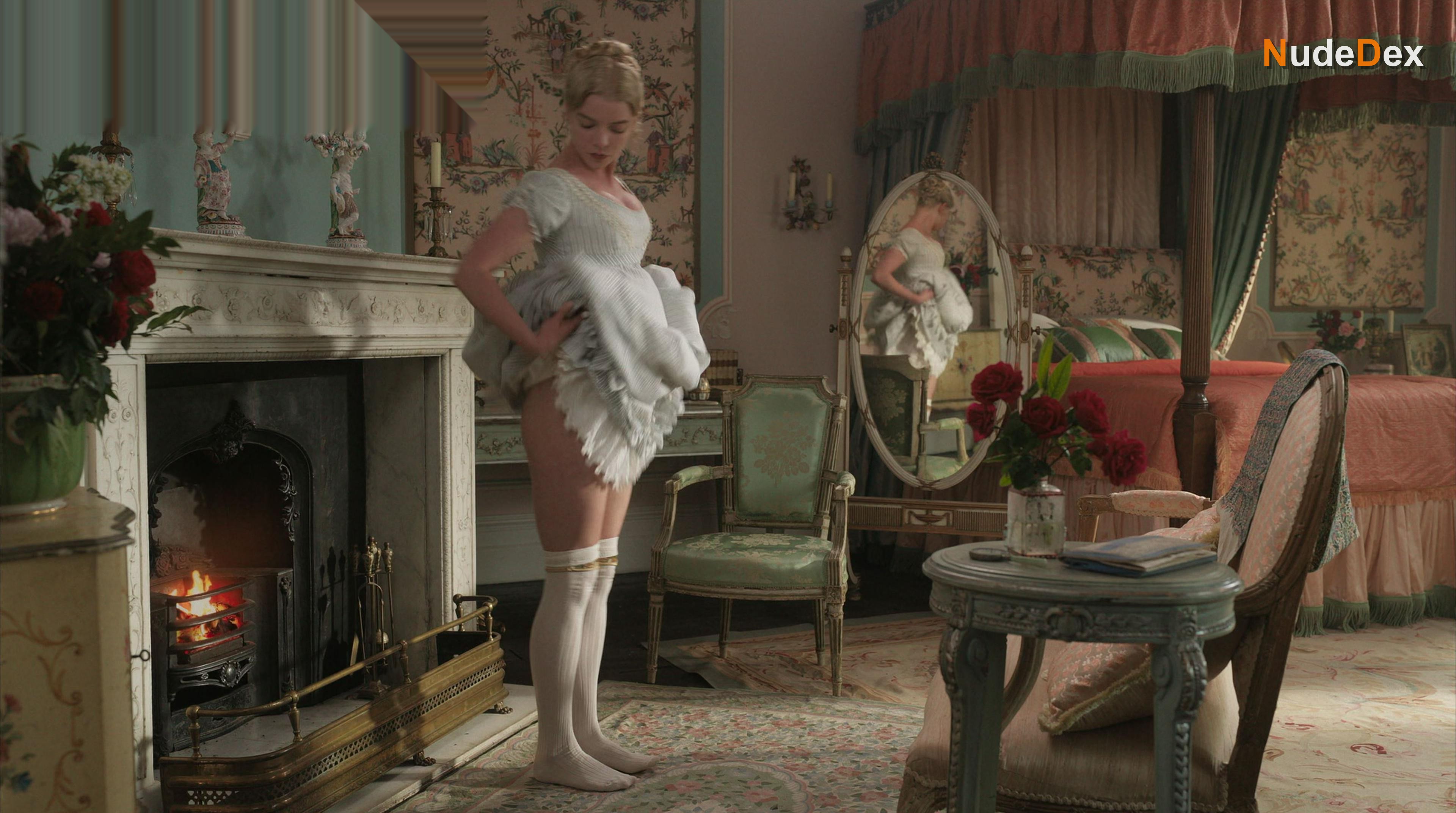 Anya Taylor-joy in Emma, photo 6