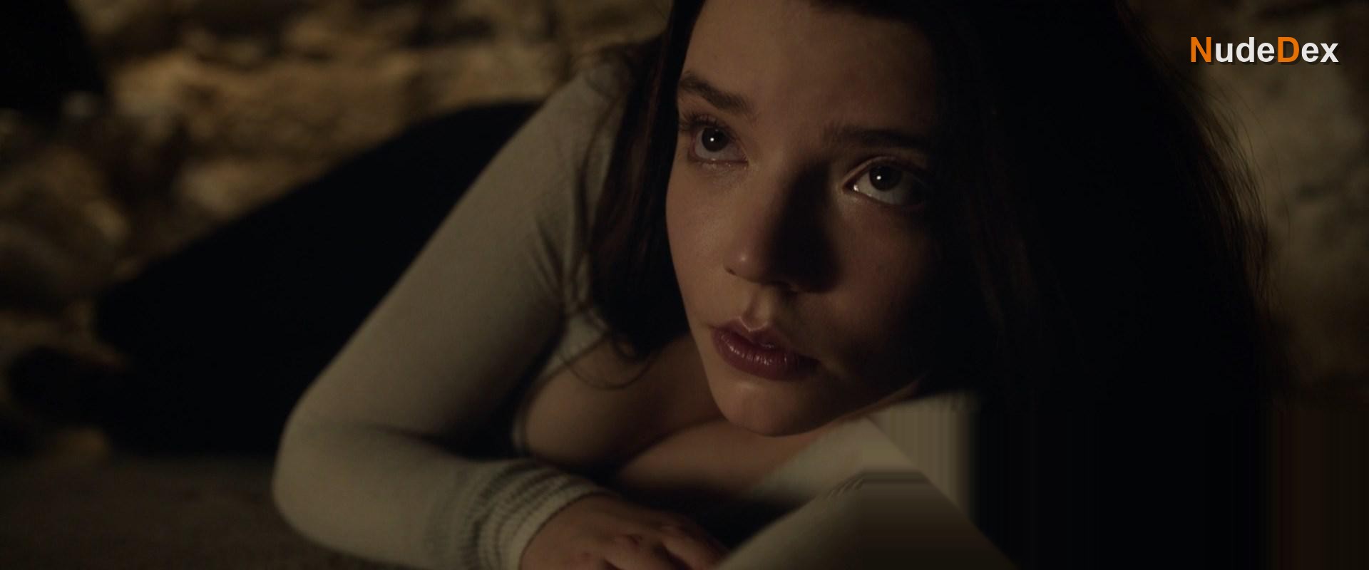 Anya Taylor-joy in Split, photo 2