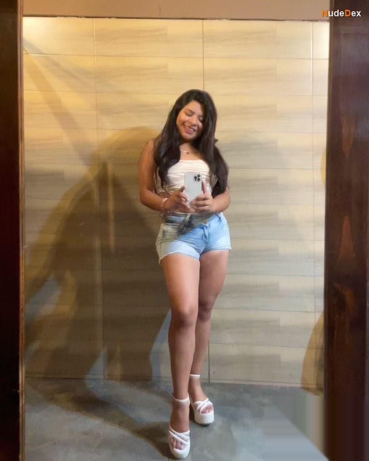 Anyela Saucedo Elias in The Body Nation, photo 10