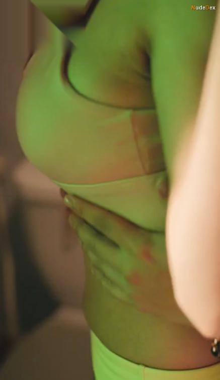 Apple Angeles in Secret Confessions, photo 5