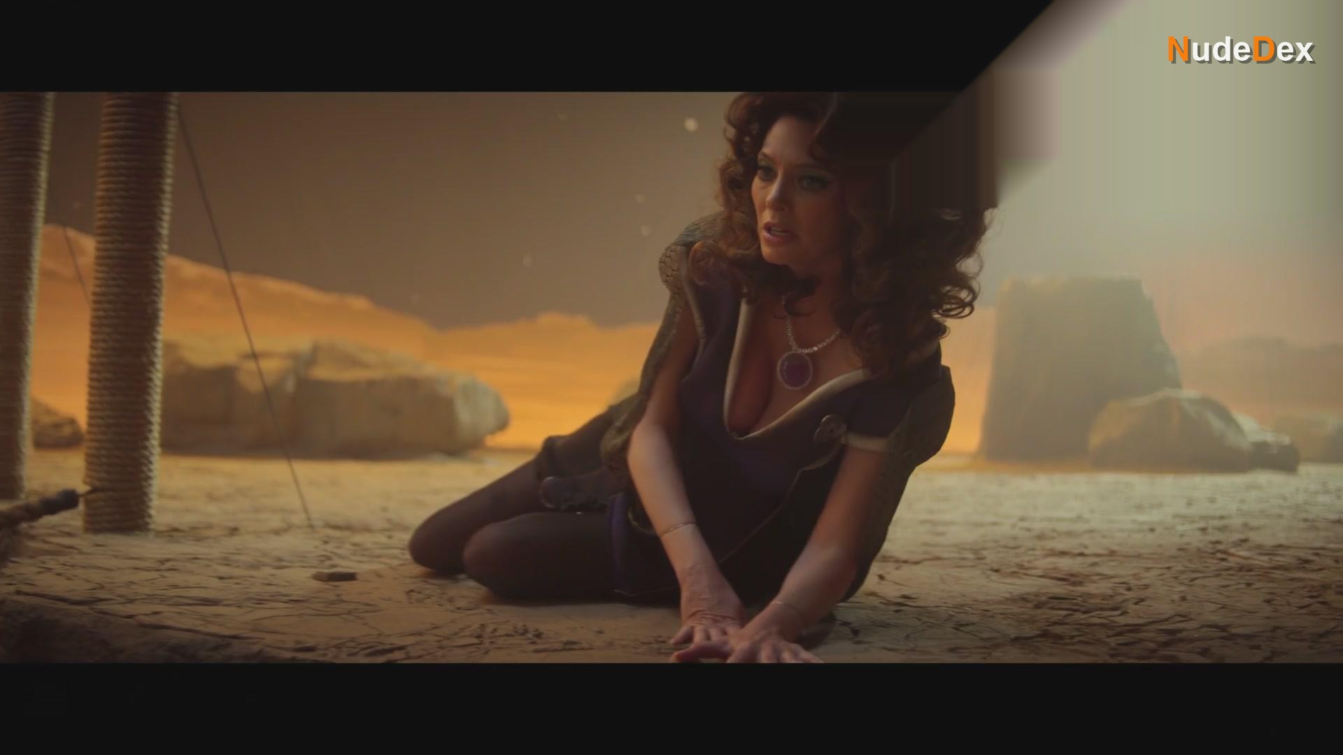 April Bowlby in Doom Patrol, photo 22