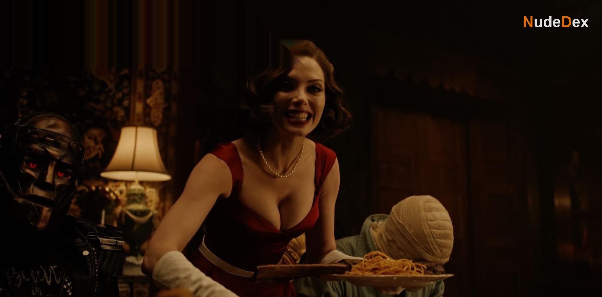 April Bowlby in Titans, photo 3