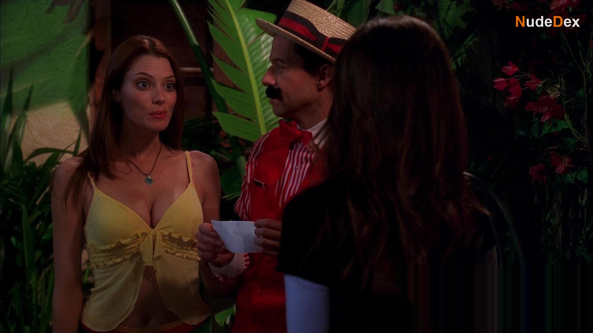 April Bowlby in Two And A Half Men, photo 38
