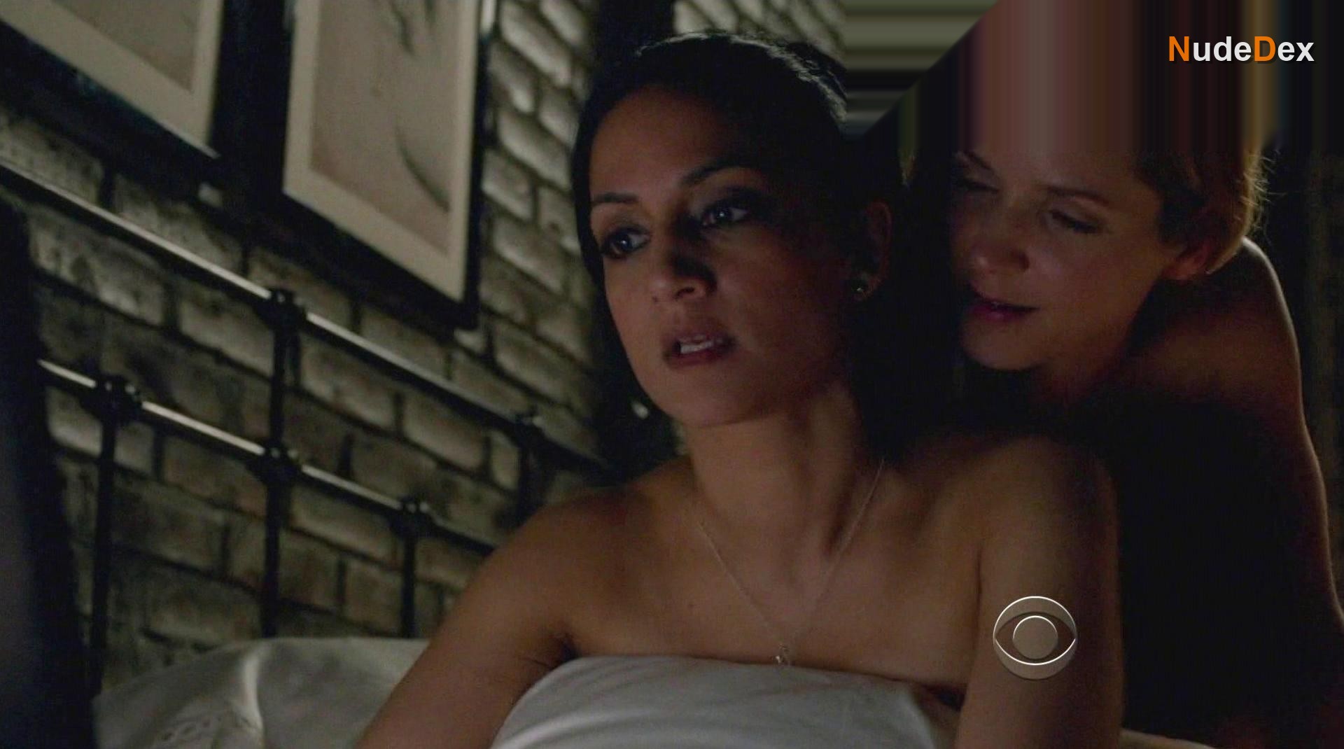 Jordana Spiro in The Good Wife