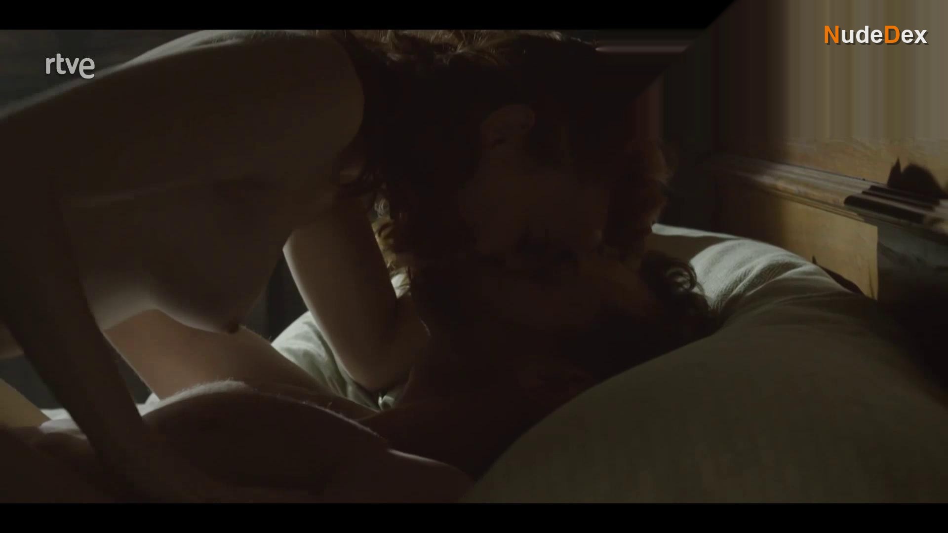 Aria Bedmar in Operacion Barrio Ingles, photo 5