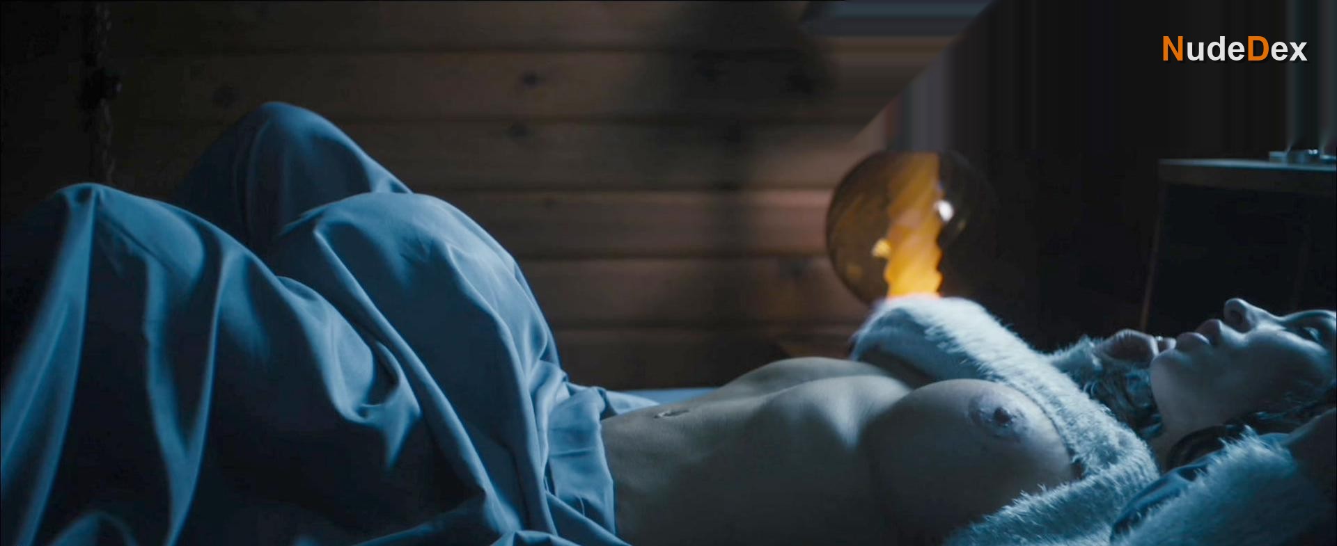 Aria London in Deadly Crush, photo 10