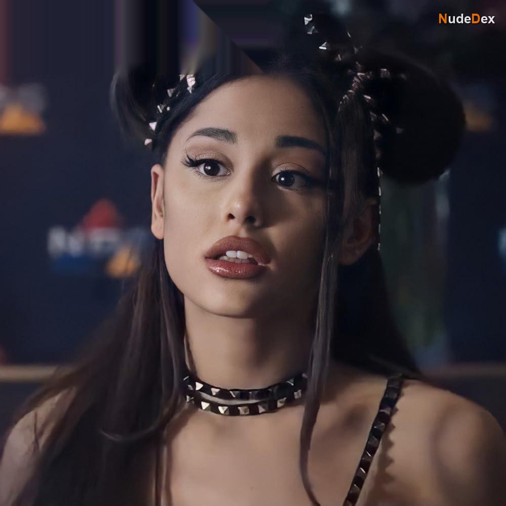 Ariana Grande in Dont Look Up, photo 2