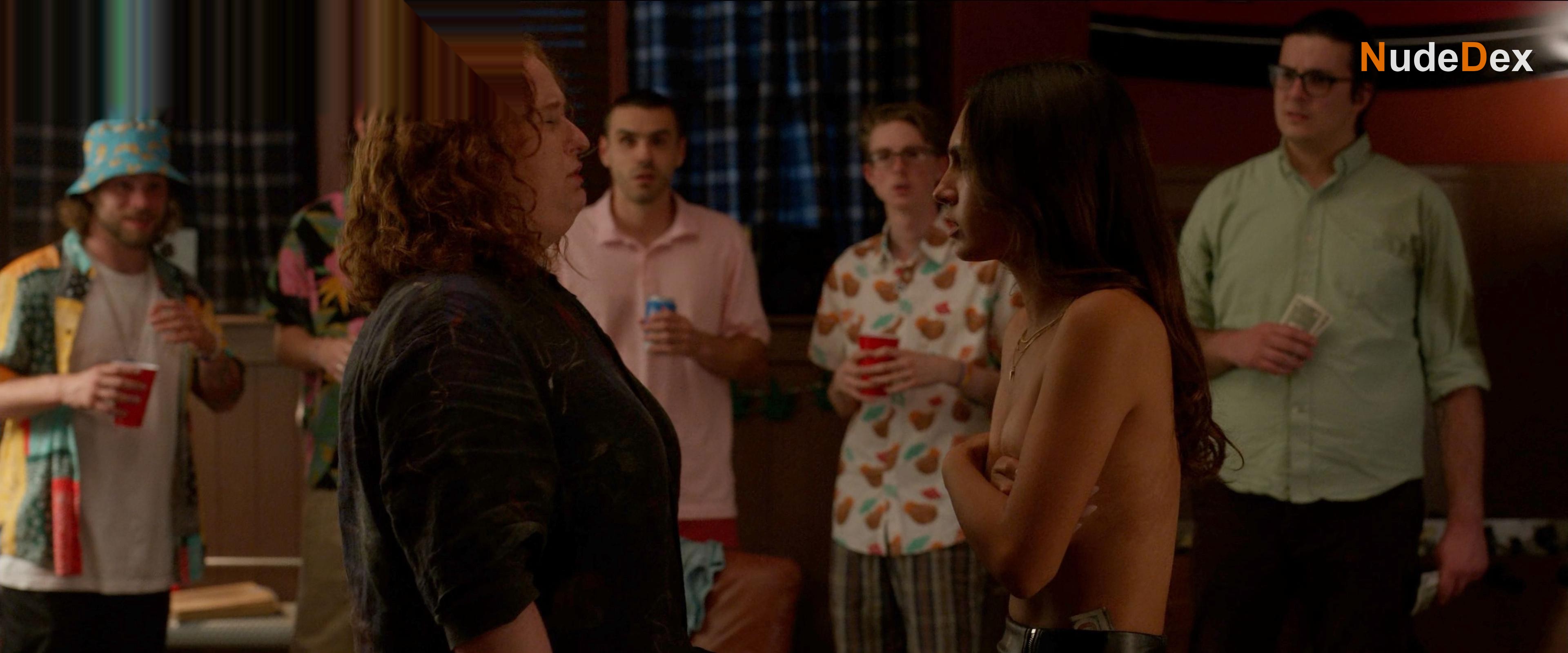 Arianna Rivas in Prom Dates, photo 2