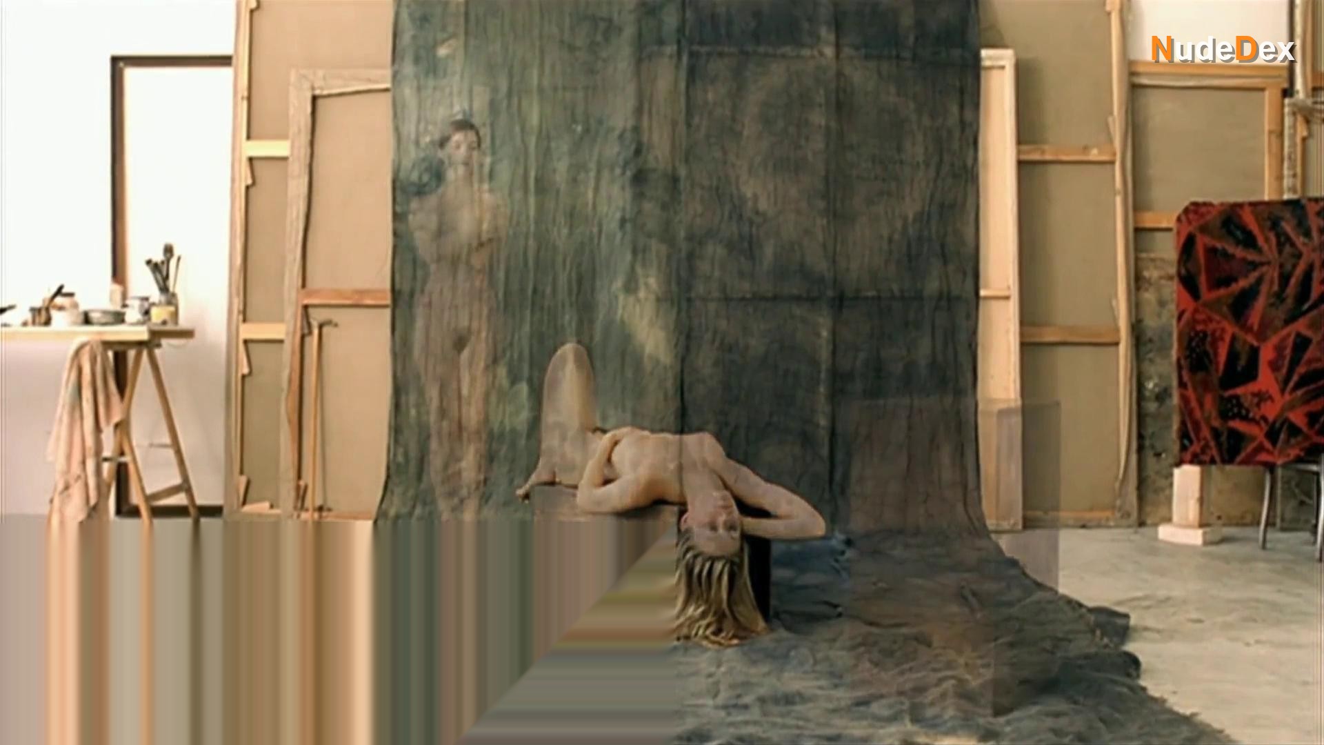 Arielle Dombasle in Les Infortunes De La Beaute, photo 2