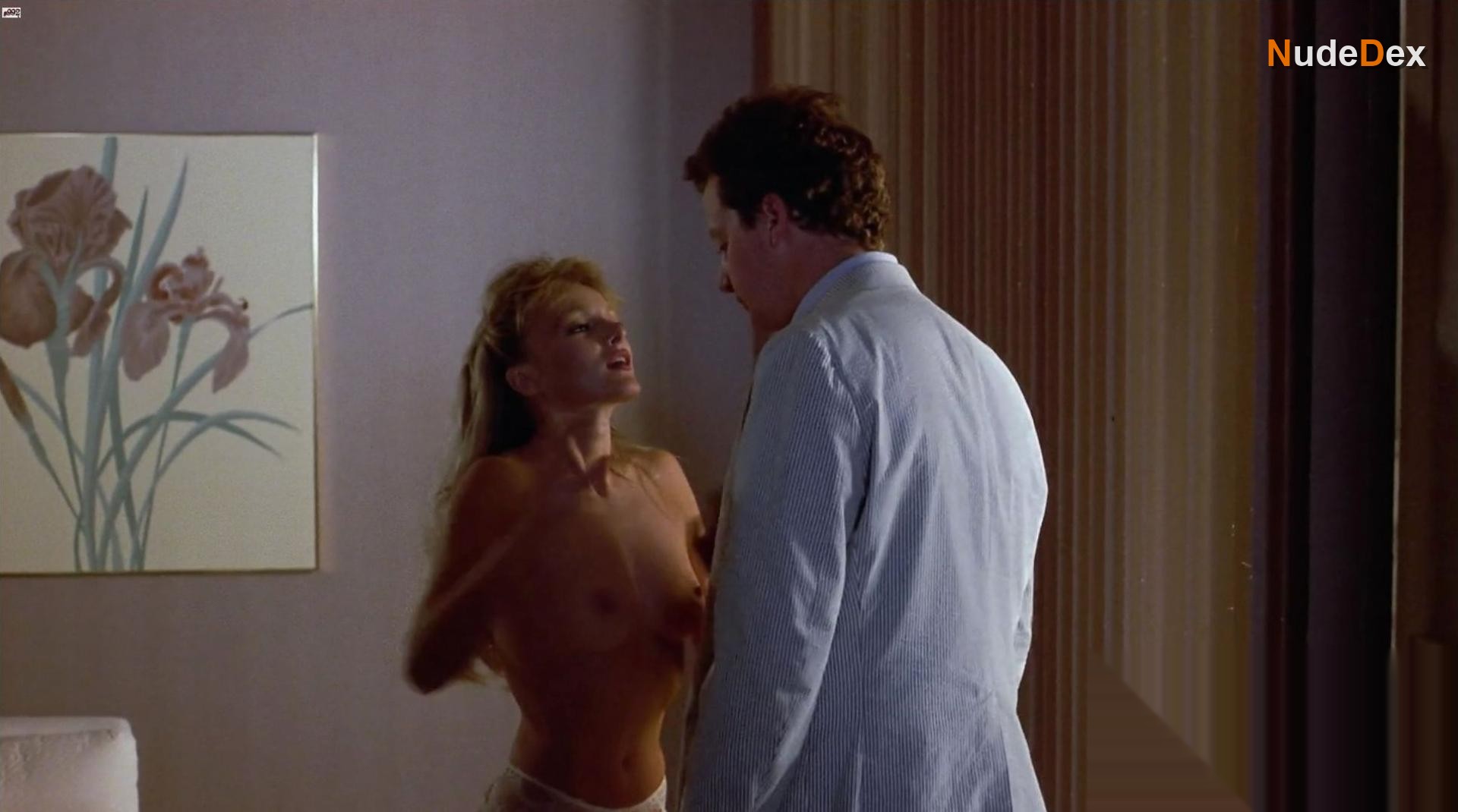 The Boss' Wife in The Boss Wife, photo 5