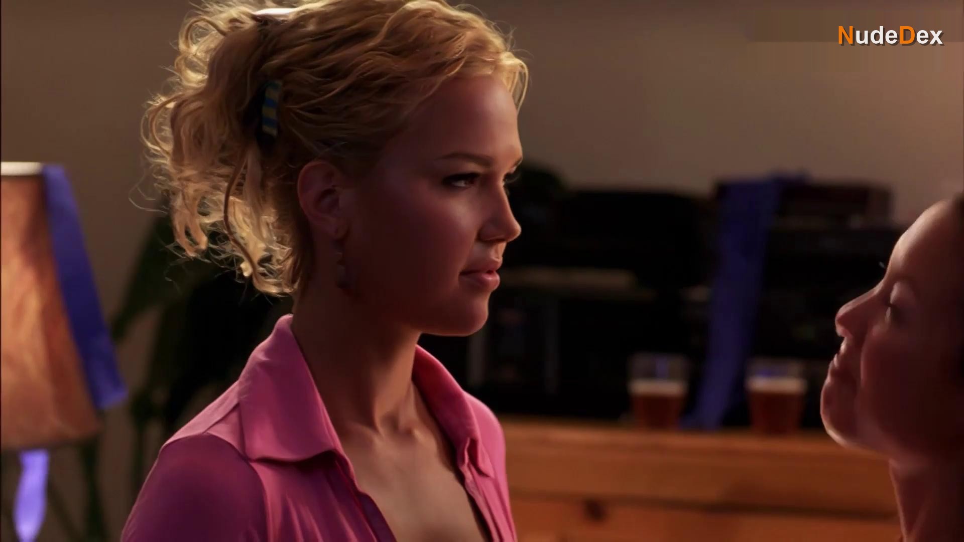 Arielle Kebbel in Dirty Deeds, photo 2