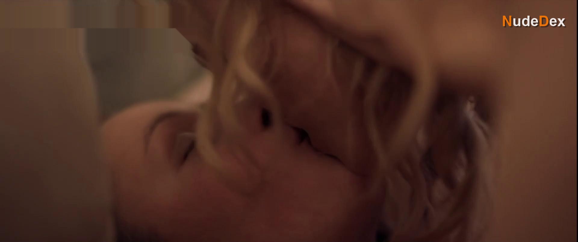 Arnijka Larcombe-weate in Natalie, photo 7