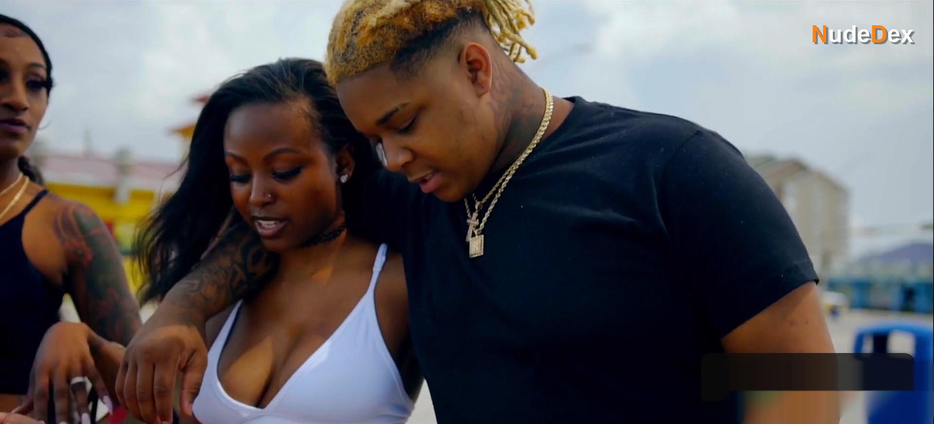 Ashanti Harris in Plugged, photo 4