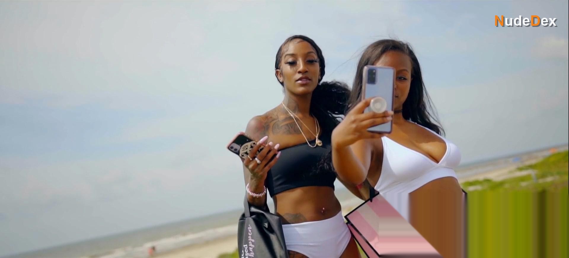 Ashanti Harris in Plugged, photo 5