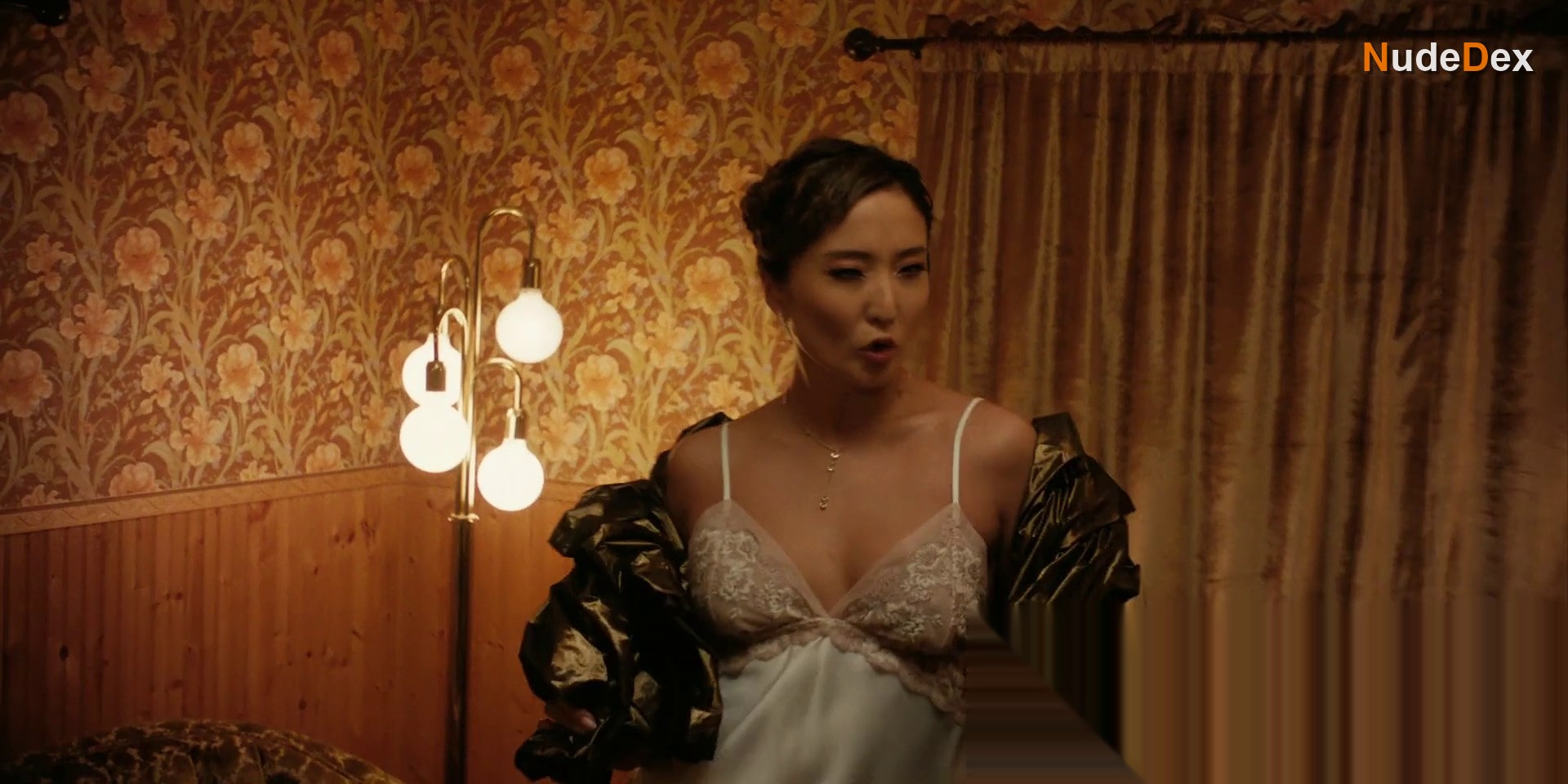 Ashley Park in Couples Weekend, photo 3