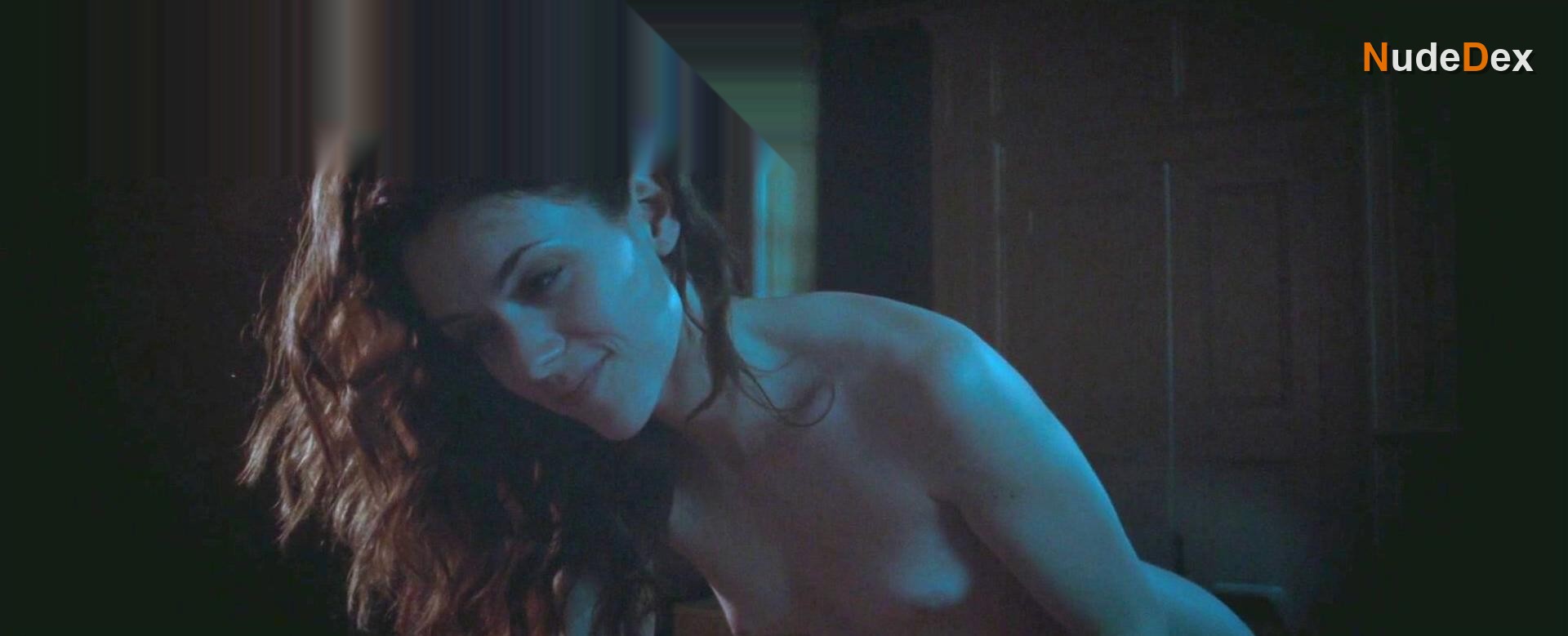 Ashlynn Yennie in Fractured, photo 7
