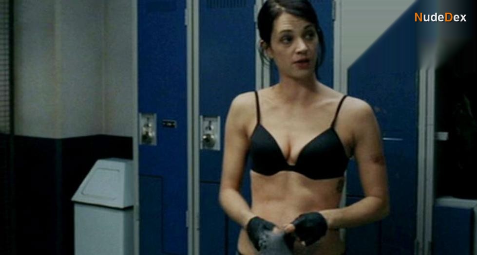 Asia Argento in Land Of The Dead, photo 5