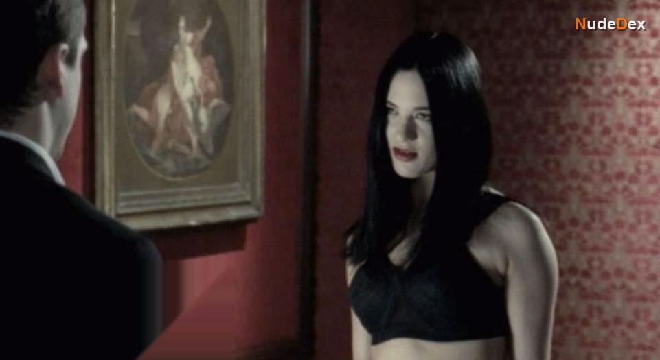 Asia Argento in Les Morsures De L Aube, photo 8
