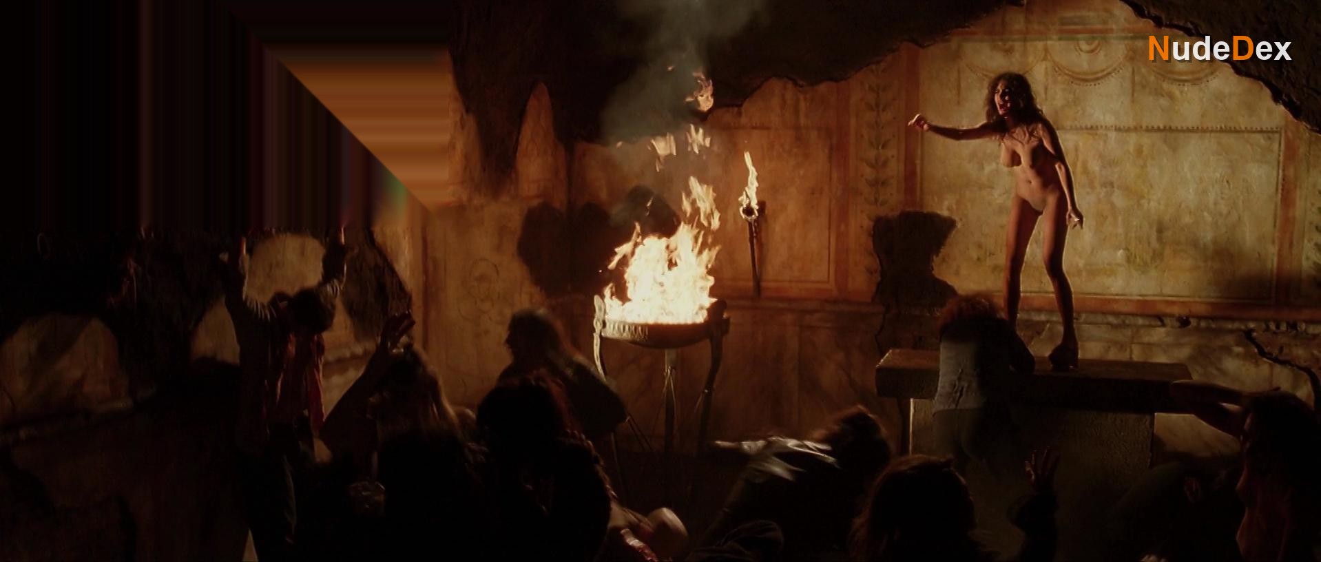 Asia Argento in Mother Of Tears, photo 5