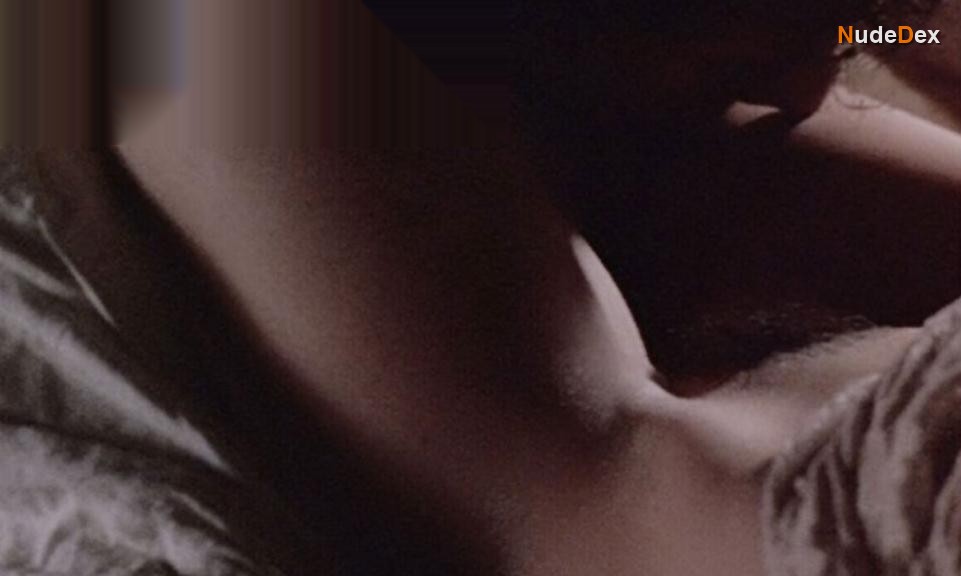 Asia Argento in Queen Margot, photo 2