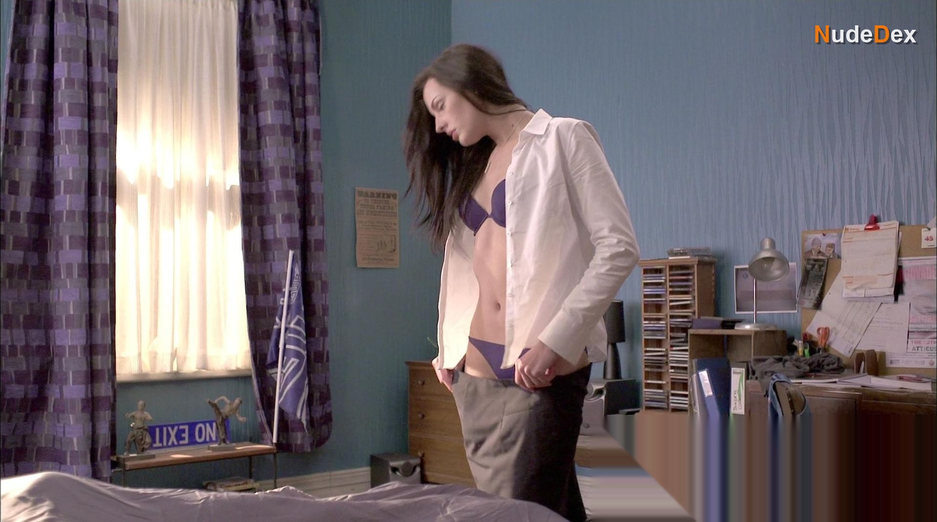 Astra Mclaren in The Almighty Johnsons, photo 3