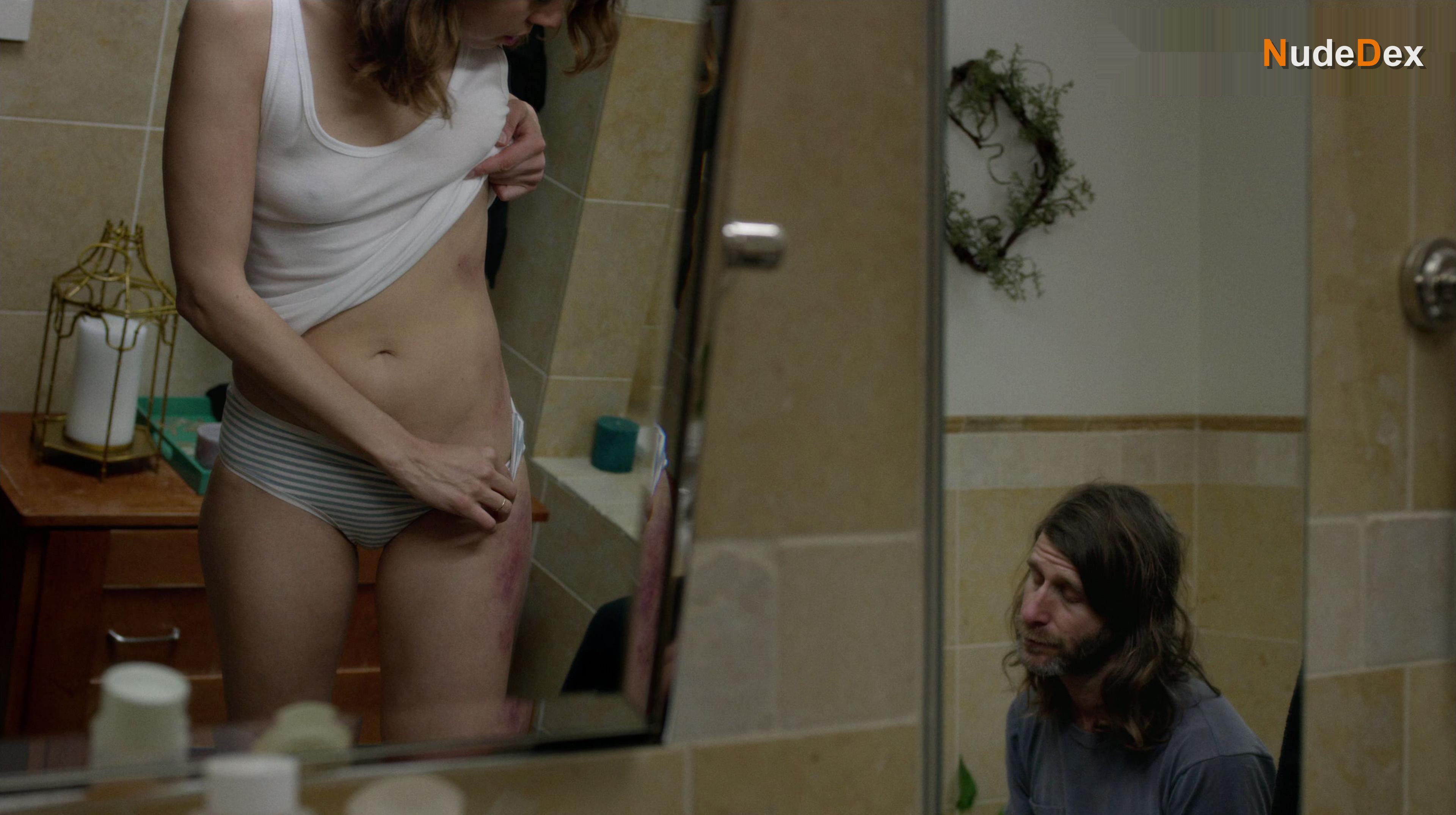 Aubrey Plaza in Easy, photo 1