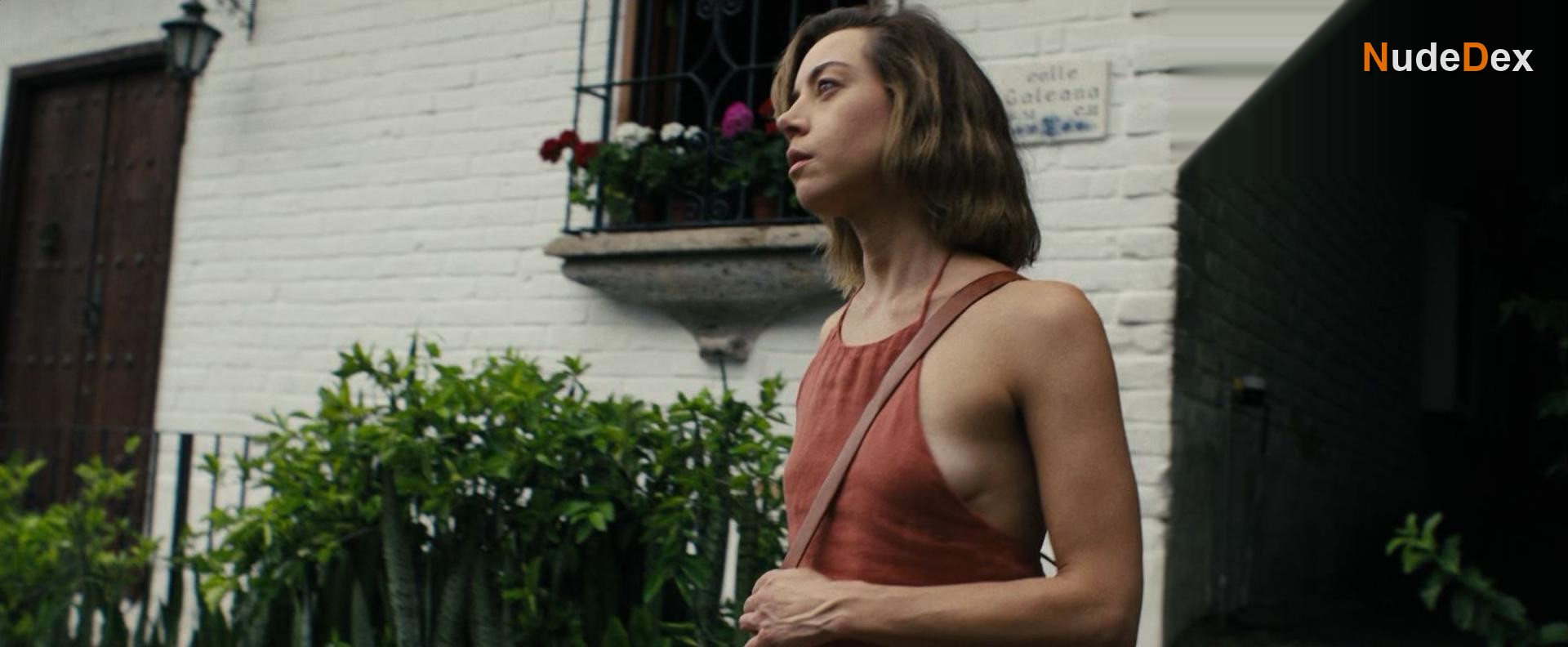 Emily The Criminal in Emily The Criminal, photo 3