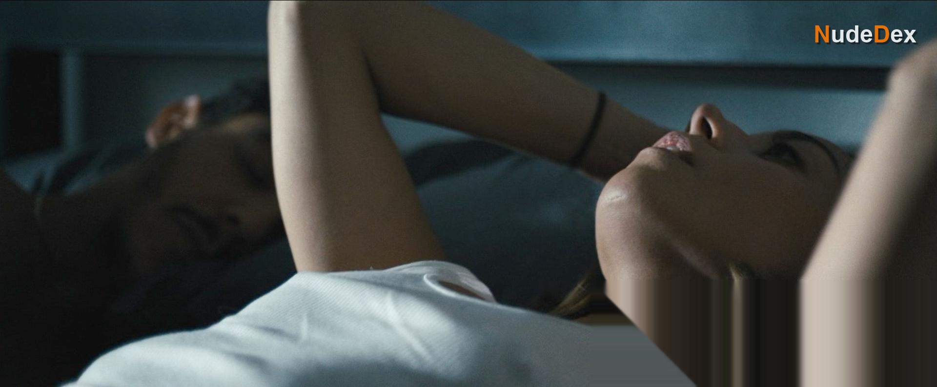 Emily The Criminal in Emily The Criminal, photo 6