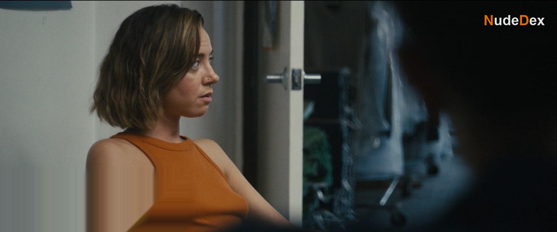 Emily The Criminal in Emily The Criminal, photo 19