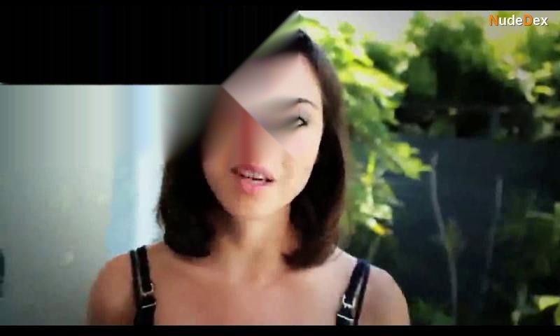 Aubrey Plaza in Gq Behind The Scenes, photo 4