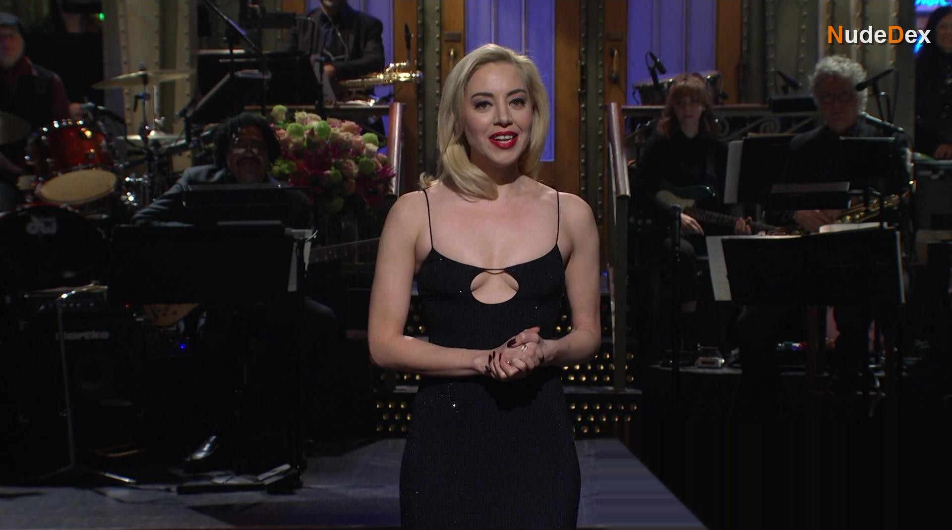 Aubrey Plaza in Saturday Night Live, photo 2