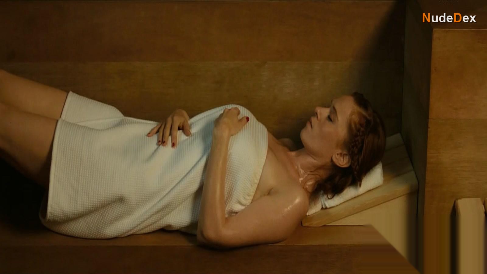 Audrey Fleurot in Belle Comme La Femme D Un Autre, photo 5