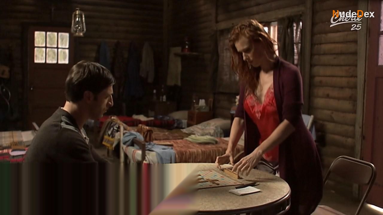 Audrey Fleurot in Canadian Love, photo 3