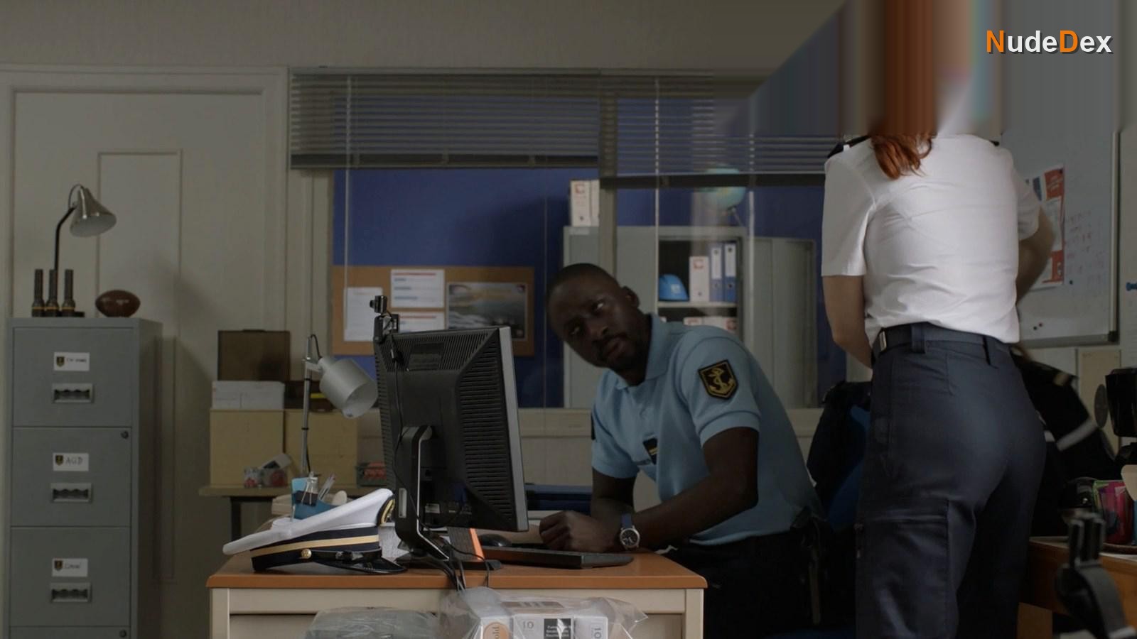 Audrey Fleurot in Fear On Base, photo 3