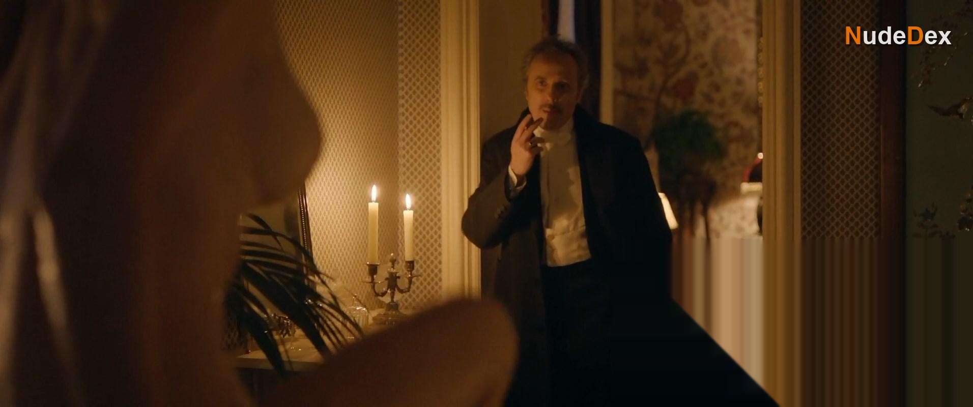 Audrey Fleurot in The Bonfire Of Destiny, photo 6