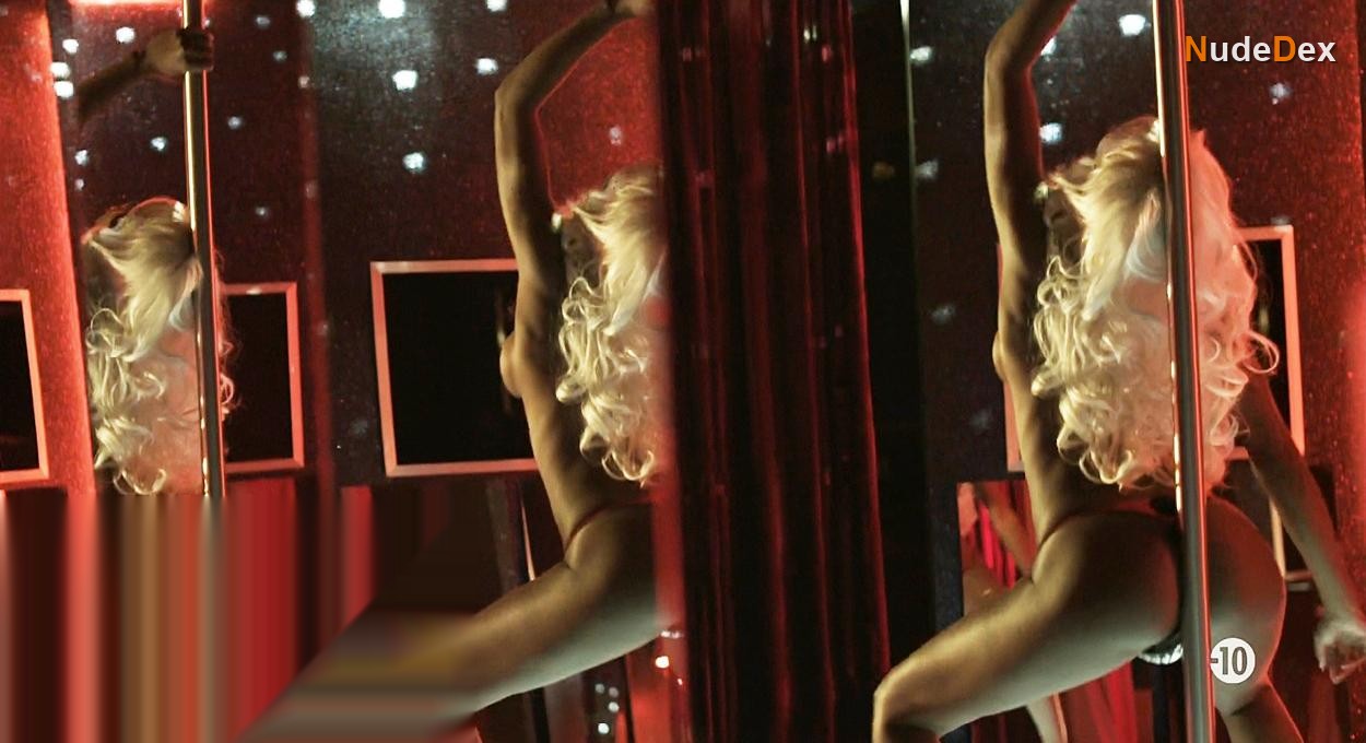 Audrey Rollier in Dame De Trefle, photo 1