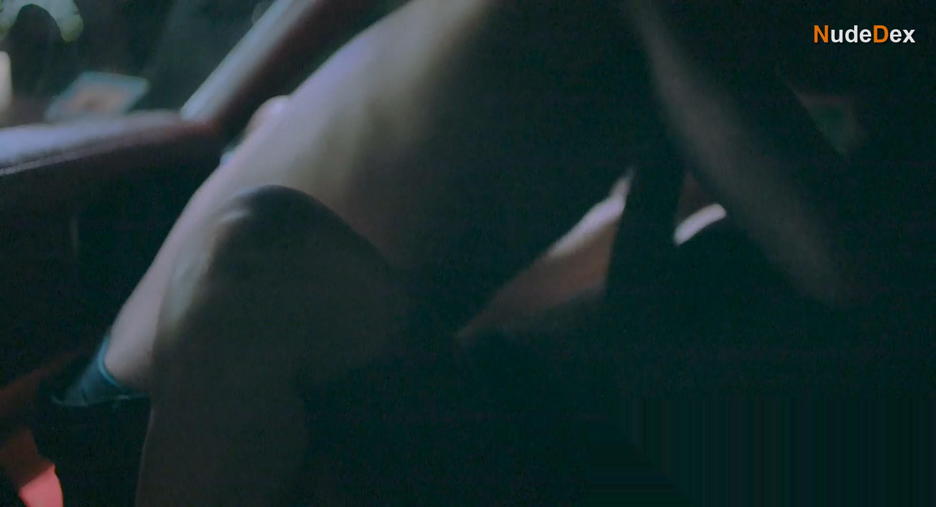 Aurora Perrineau in Boo, photo 6