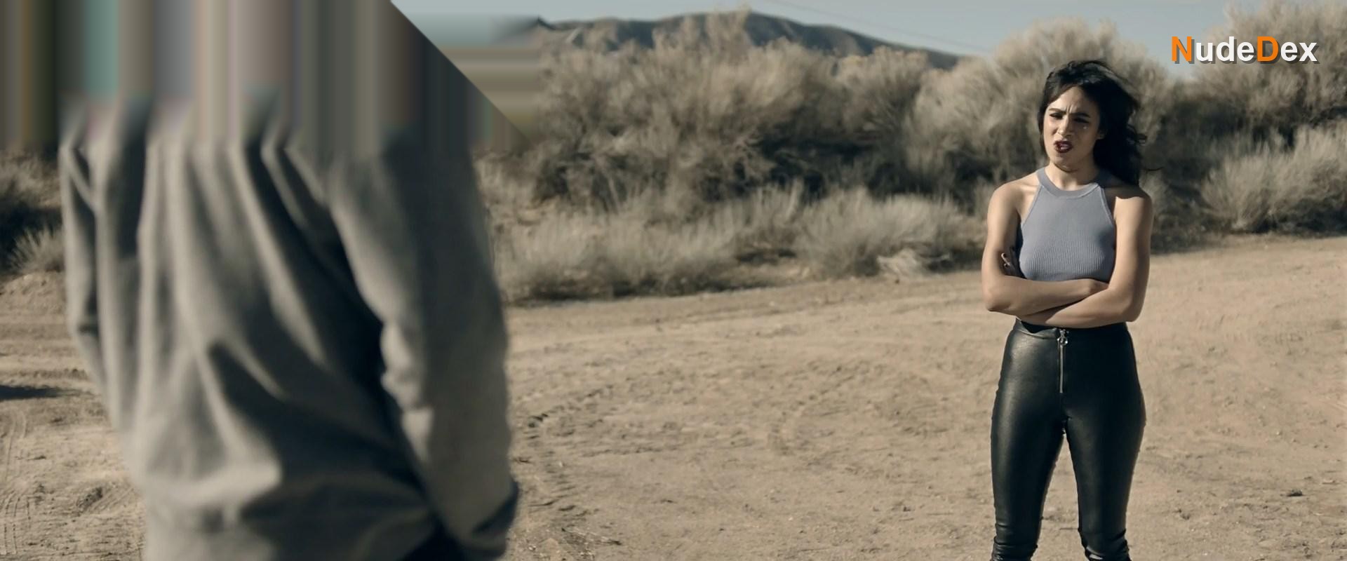 Aurora Perrineau in Into The Dark: All That We Destroy, photo 9