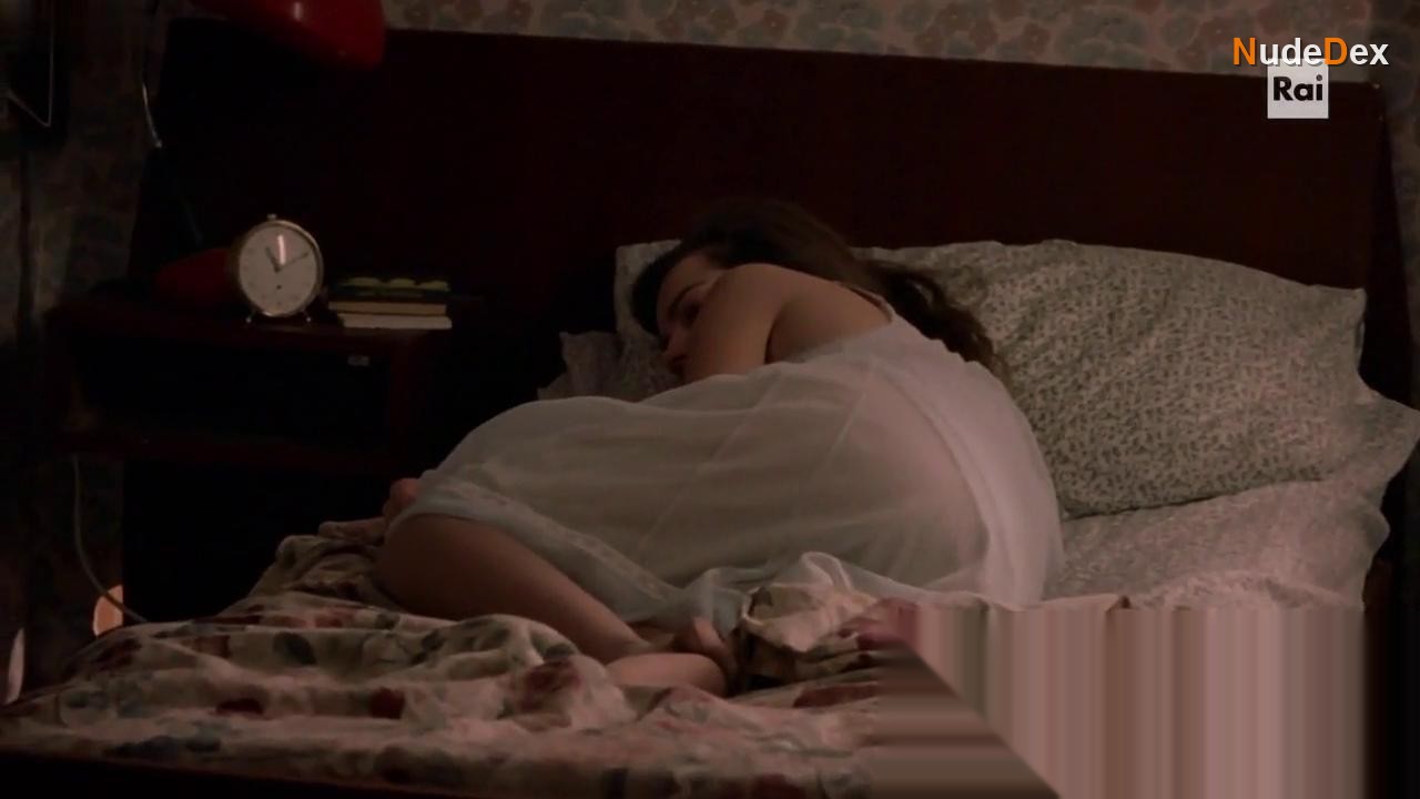 Aurora Ruffino in Questo Nostro Amore, photo 3