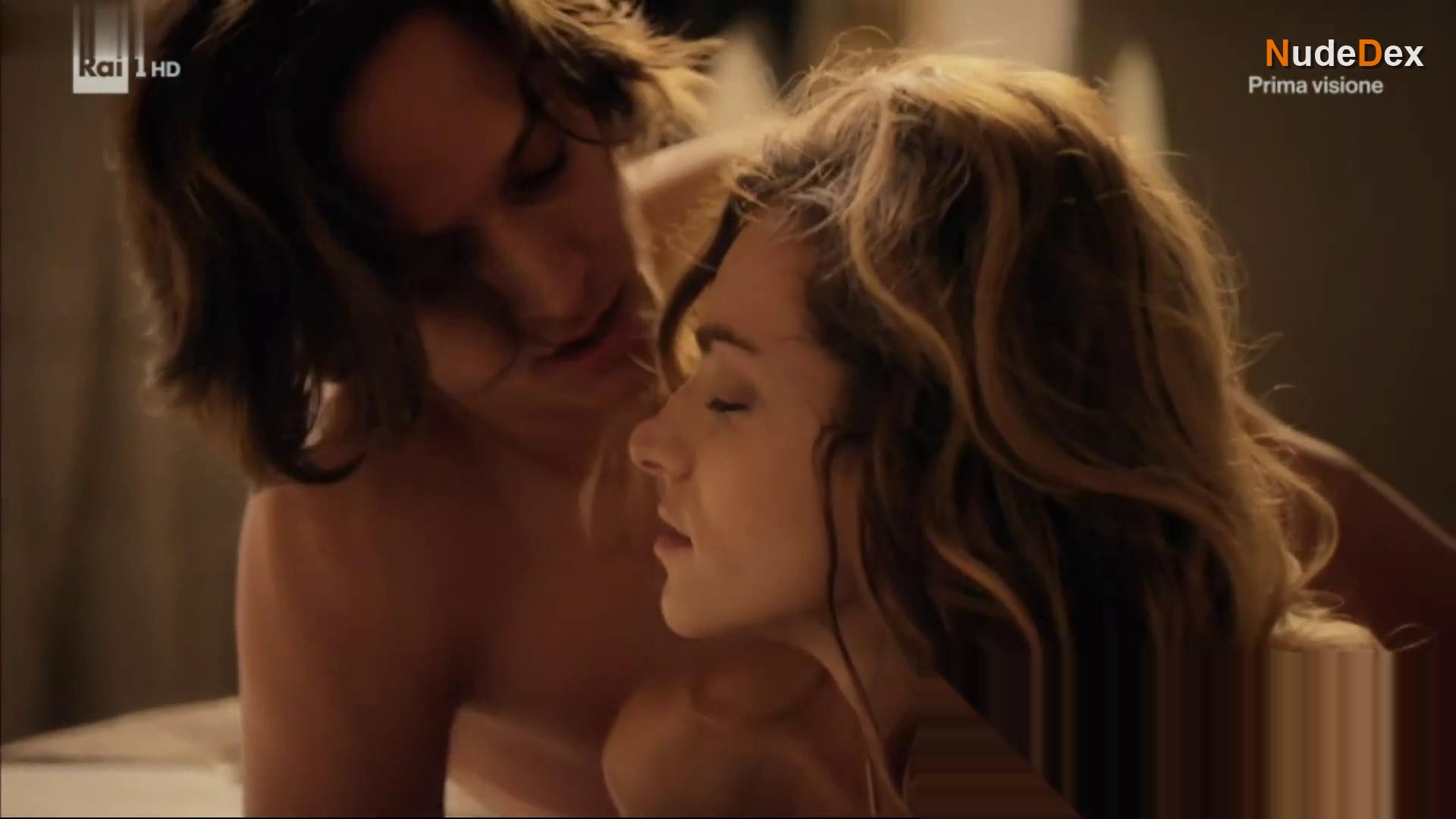Aurora Ruffino in Questo Nostro Amore, photo 7