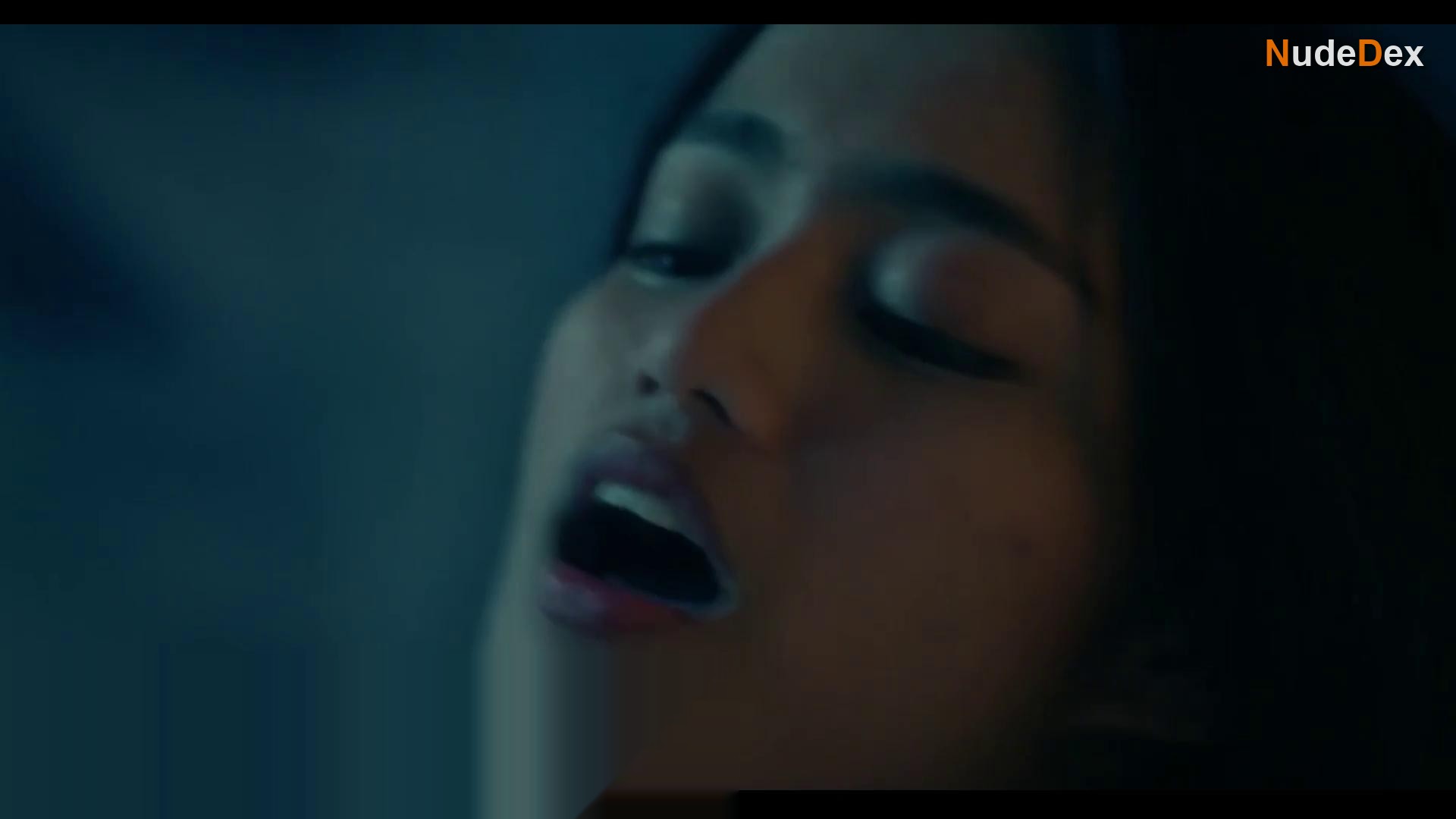 Ayanna Misola in Todo Kayod, photo 4