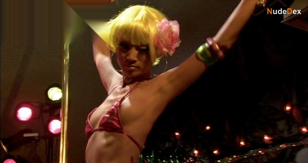 Bai Ling in A Beautiful Life, photo 4