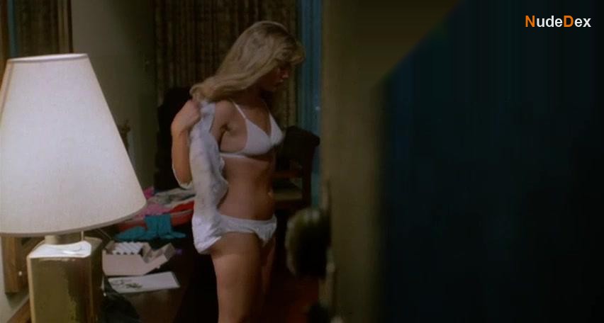 Barbara Crampton in Kidnapped, photo 13