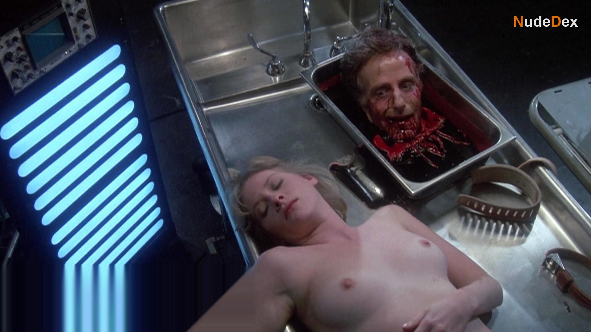 Barbara Crampton in Re-animator, photo 11