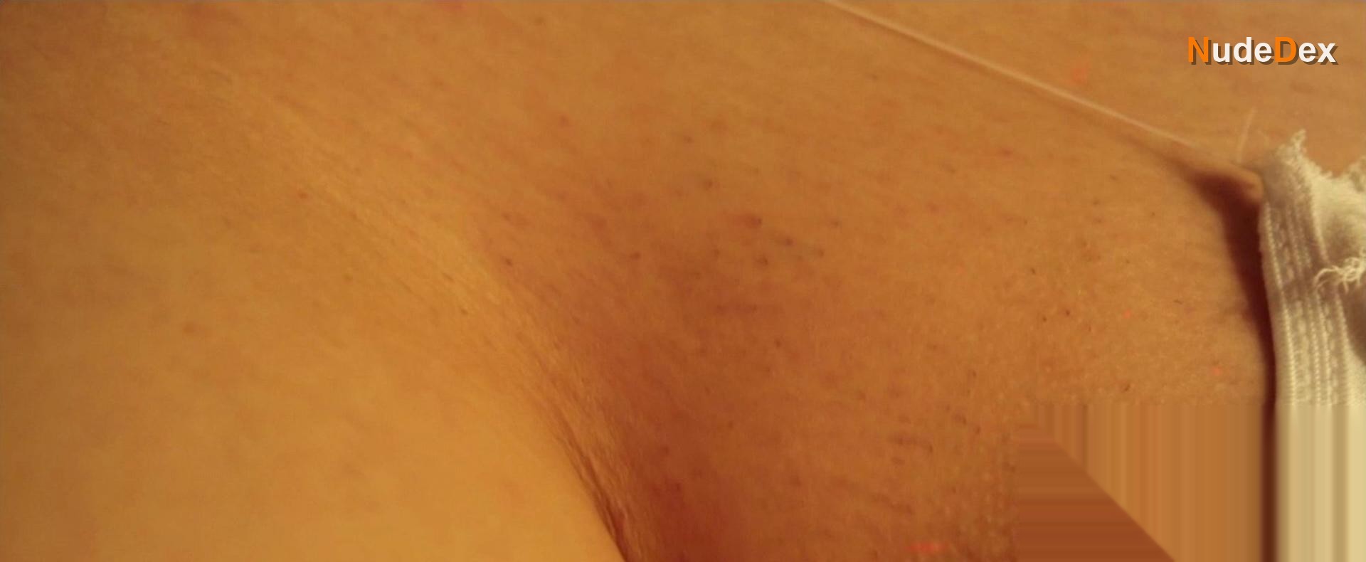 Barbara Perrin Rivemar in Here Comes The Devil, photo 2