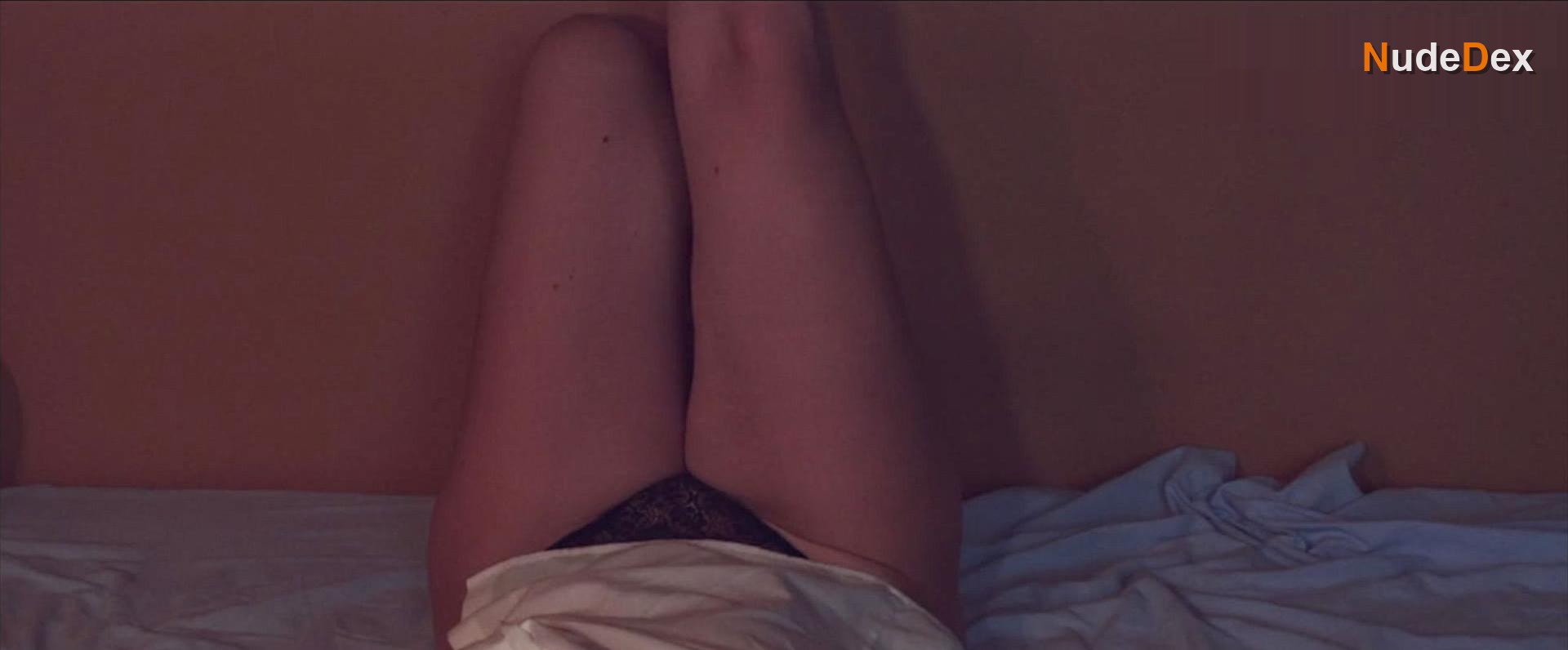 Whenever I'm Alone With You in Whenever I M Alone With You, photo 3