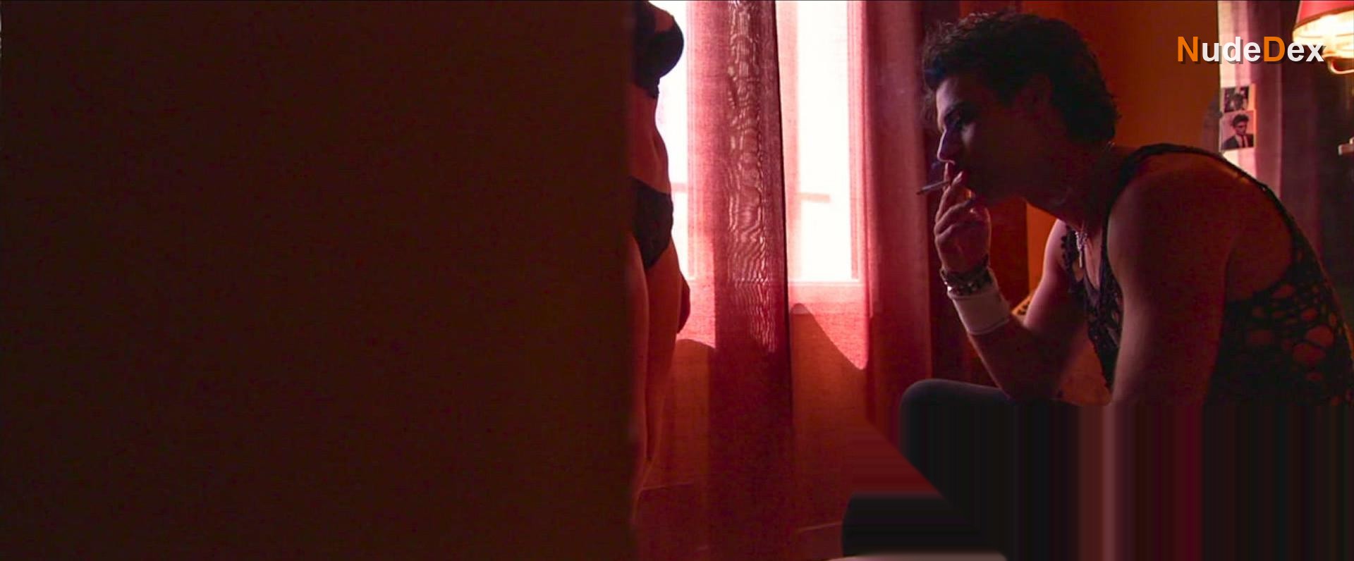 Whenever I'm Alone With You in Whenever I M Alone With You, photo 4