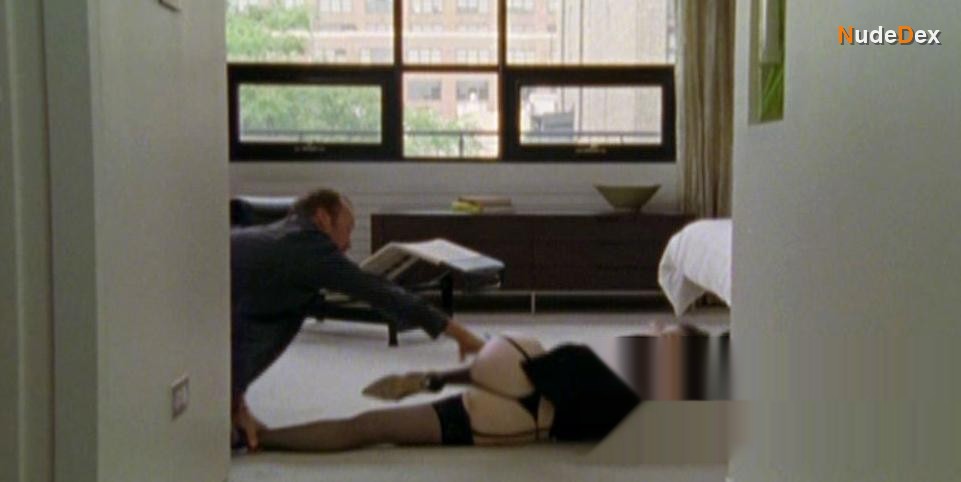 Bebe Neuwirth in Game 6, photo 3